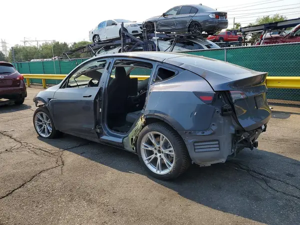 7SAYGDEF4PA049300 2023 TESLA MODEL Y - Image 2