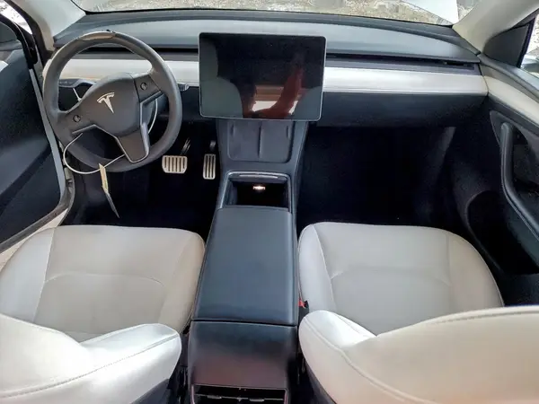 7SAYGDEF4PF605236 2023 TESLA MODEL Y - Image 8