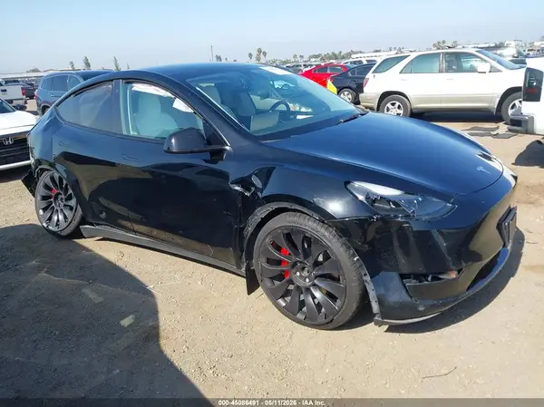 7SAYGDEF4PF624014 2023 TESLA MODEL Y - Image 1