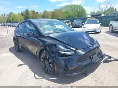 7SAYGDEF4PF684049 2023 TESLA MODEL Y