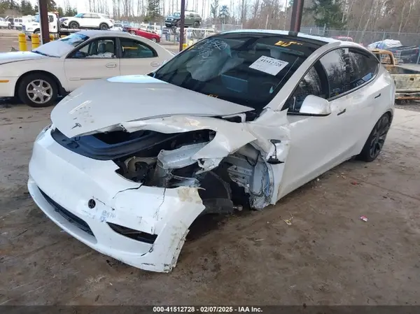 7SAYGDEF4PF698419 2023 TESLA MODEL Y - Image 2