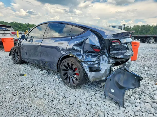 7SAYGDEF4PF703070 2023 TESLA MODEL Y - Image 2