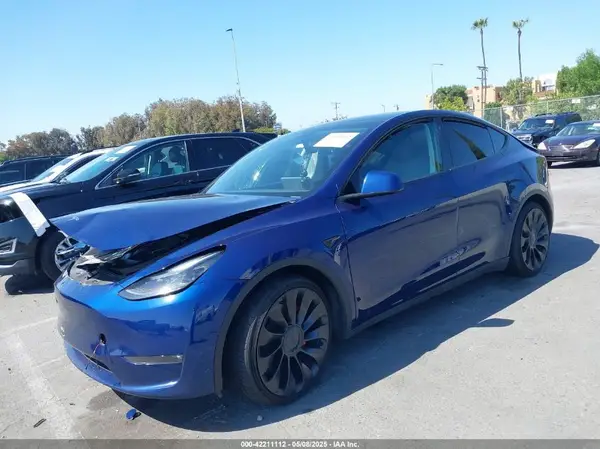7SAYGDEF4PF709015 2023 TESLA MODEL Y - Image 2