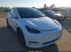7SAYGDEF4PF738918 2023 TESLA MODEL Y
