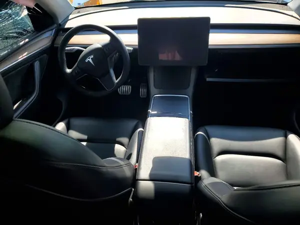 7SAYGDEF4PF762717 2023 TESLA MODEL Y - Image 8