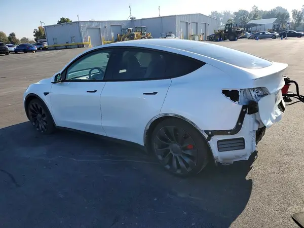 7SAYGDEF4PF764712 2023 TESLA MODEL Y - Image 2