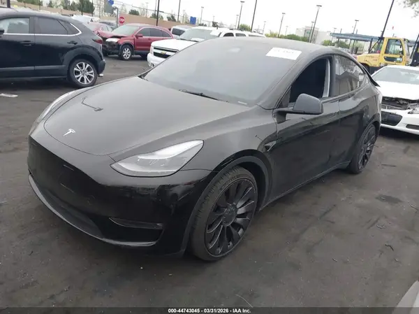 7SAYGDEF4PF808076 2023 TESLA MODEL Y - Image 2
