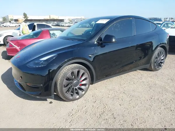 7SAYGDEF4PF809308 2023 TESLA MODEL Y - Image 1