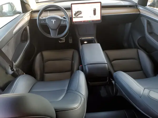 7SAYGDEF4PF813701 2023 TESLA MODEL Y - Image 8