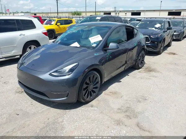 7SAYGDEF4PF838761 2023 TESLA MODEL Y - Image 2