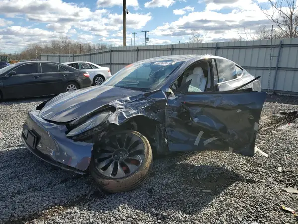7SAYGDEF4PF841336 2023 TESLA MODEL Y - Image 1