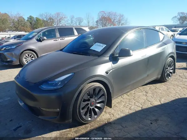 7SAYGDEF4PF853941 2023 TESLA MODEL Y - Image 2