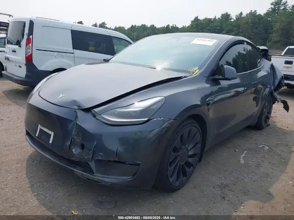 7SAYGDEF4PF854801 2023 TESLA MODEL Y - Image 2