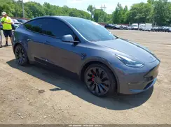7SAYGDEF4PF859710 2023 TESLA MODEL Y