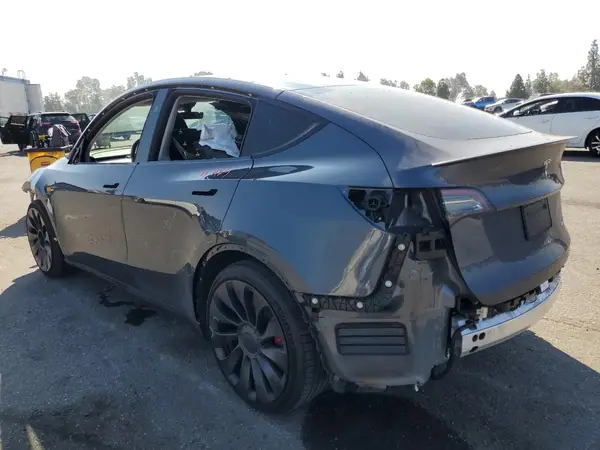 7SAYGDEF4PF866088 2023 TESLA MODEL Y - Image 2
