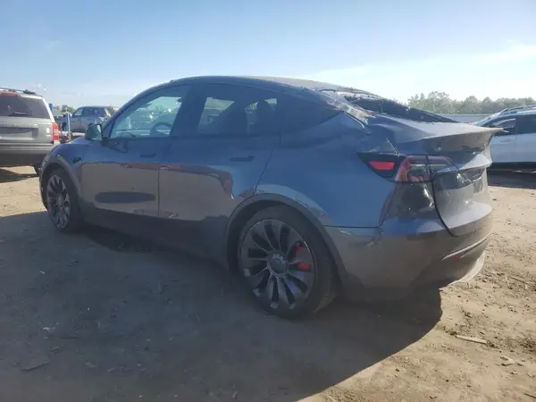 7SAYGDEF4PF894702 2023 TESLA MODEL Y - Image 2