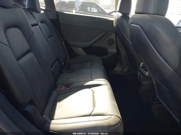 7SAYGDEF4PF895798 2023 TESLA MODEL Y - Image 8