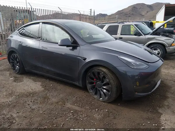 7SAYGDEF4PF906766 2023 TESLA MODEL Y - Image 1