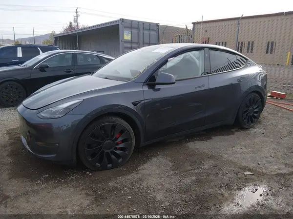 7SAYGDEF4PF906766 2023 TESLA MODEL Y - Image 2