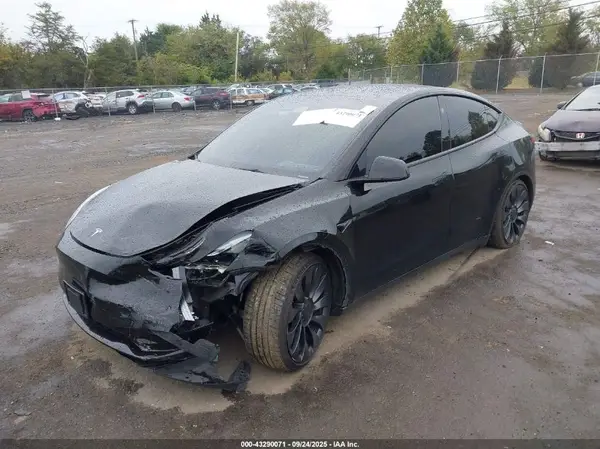 7SAYGDEF4PF913409 2023 TESLA MODEL Y - Image 2