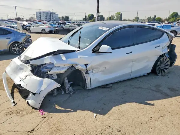 7SAYGDEF4PF918688 2023 TESLA MODEL Y - Image 1