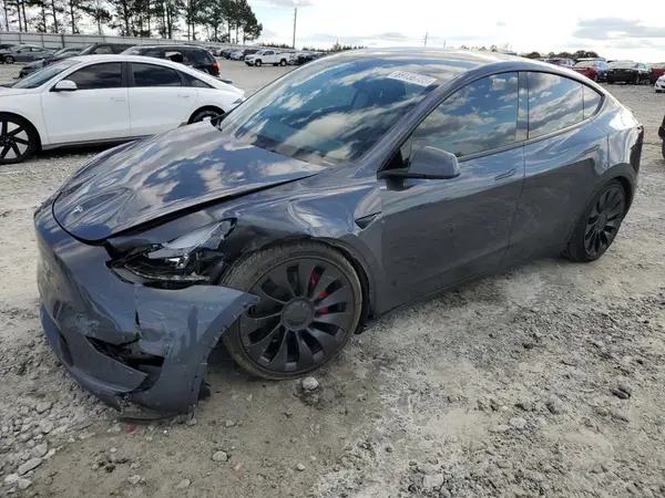 7SAYGDEF4PF920859 2023 TESLA MODEL Y - Image 1