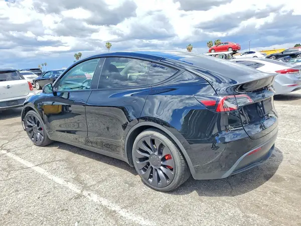 7SAYGDEF4PF925012 2023 TESLA MODEL Y - Image 2