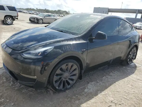 7SAYGDEF4PF977952 2023 TESLA MODEL Y - Image 1