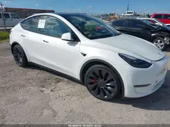 7SAYGDEF4RA267997 2024 TESLA MODEL Y