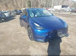 7SAYGDEF4RA276683 2024 TESLA MODEL Y