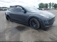 7SAYGDEF4RA277719 2024 TESLA MODEL Y