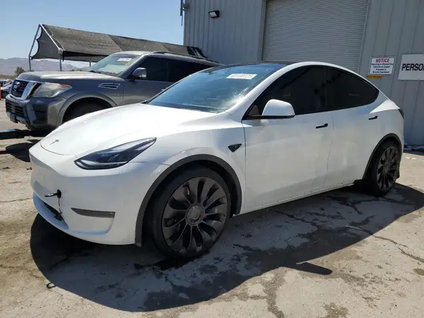 7SAYGDEF4RA286985 2024 TESLA MODEL Y - Image 1