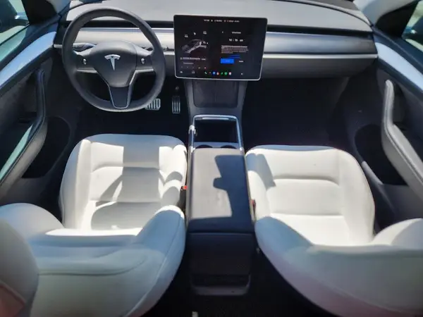 7SAYGDEF4RA292754 2024 TESLA MODEL Y - Image 8