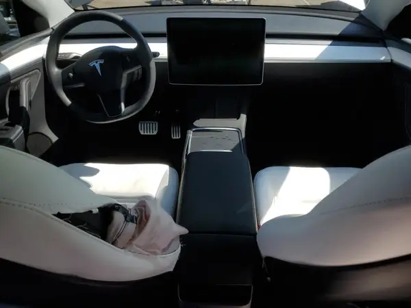 7SAYGDEF4RA300531 2024 TESLA MODEL Y - Image 8