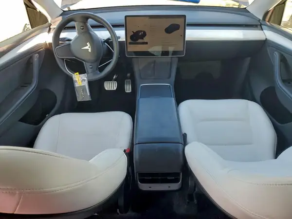 7SAYGDEF4RA309262 2024 TESLA MODEL Y - Image 8
