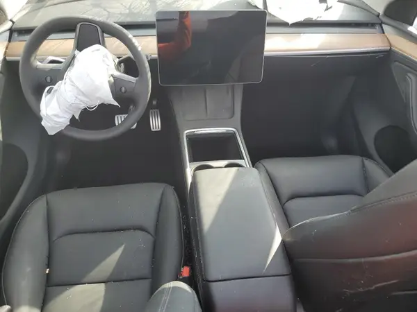7SAYGDEF4RA318253 2024 TESLA MODEL Y - Image 8