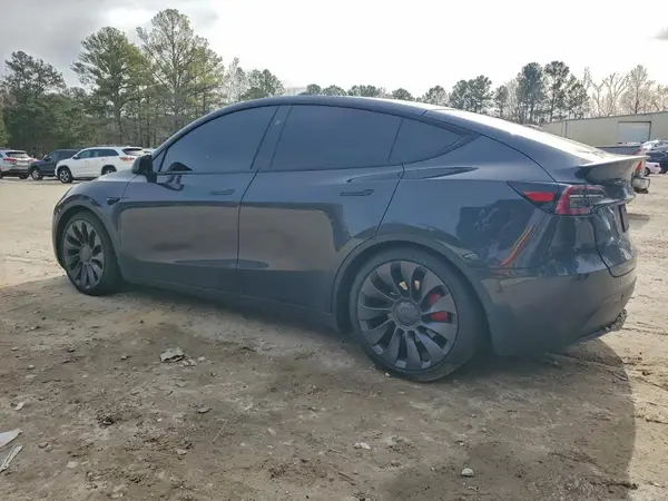 7SAYGDEF4RF040425 2024 TESLA MODEL Y - Image 2