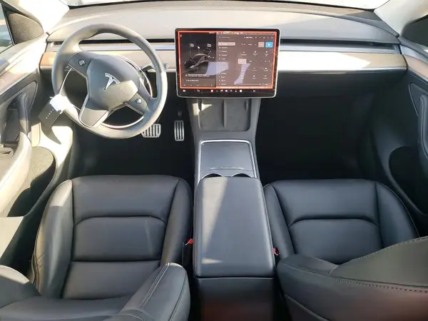 7SAYGDEF4RF054079 2024 TESLA MODEL Y - Image 8