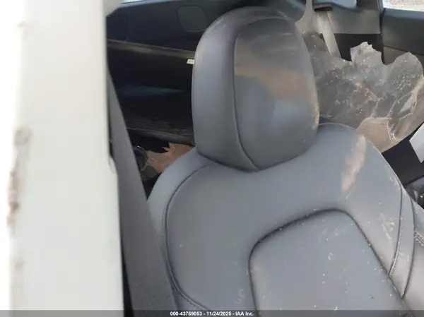 7SAYGDEF4RF066068 2024 TESLA MODEL Y - Image 8