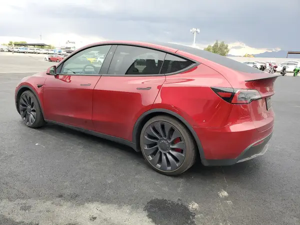 7SAYGDEF4RF156594 2024 TESLA MODEL Y - Image 2