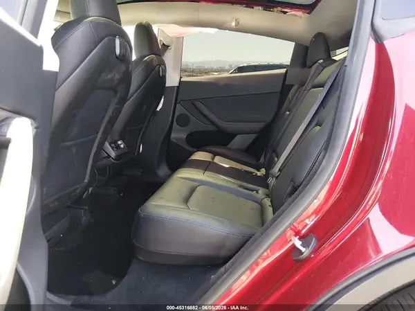 7SAYGDEF4RF158975 2024 TESLA MODEL Y - Image 8