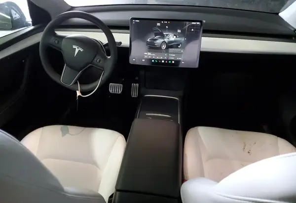 7SAYGDEF4SA346883 2025 TESLA MODEL Y - Image 8