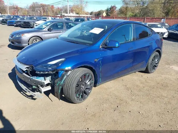 7SAYGDEF4SA353834 2025 TESLA MODEL Y - Image 2