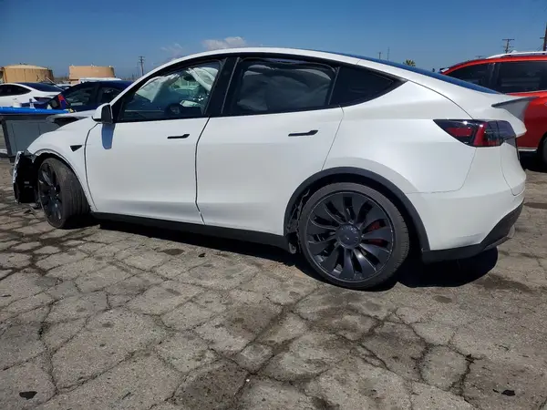 7SAYGDEF4SF216539 2025 TESLA MODEL Y - Image 2