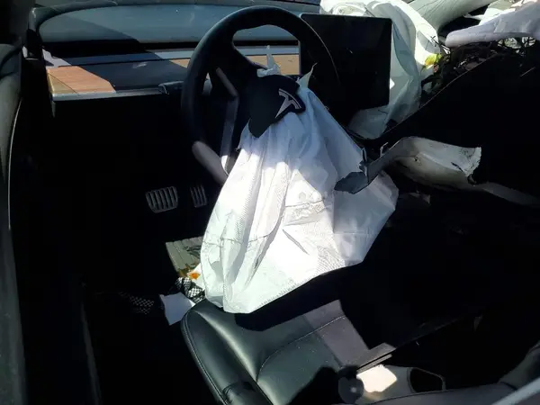 7SAYGDEF4SF216539 2025 TESLA MODEL Y - Image 8