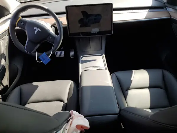 7SAYGDEF4SF242798 2025 TESLA MODEL Y - Image 8