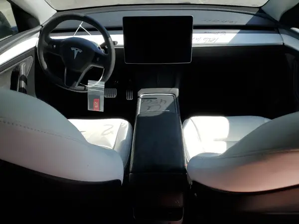 7SAYGDEF4SF244566 2025 TESLA MODEL Y - Image 8