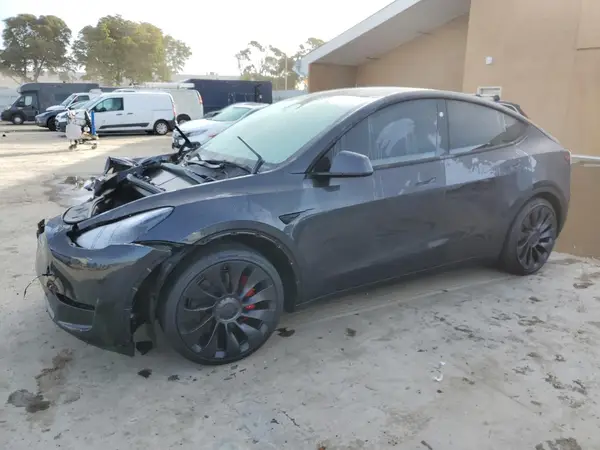 7SAYGDEF4SF251842 2025 TESLA MODEL Y - Image 1