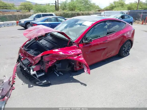7SAYGDEF4SF256992 2025 TESLA MODEL Y - Image 2