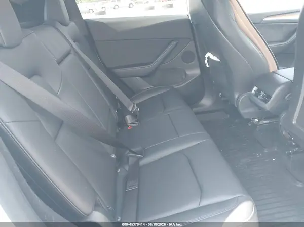 7SAYGDEF4SF298501 2025 TESLA MODEL Y - Image 8